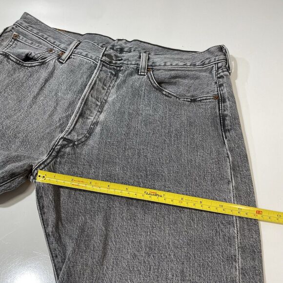 Levis 501 Jeans Men’s Straight Leg Button Fly 34x32 Charcoal Wash Vintage - Picture 7 of 10